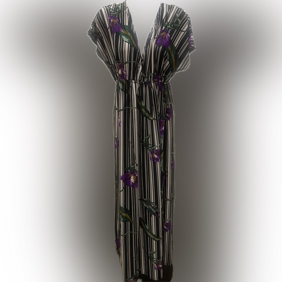 Dresses & Skirts - Maxi dress one size